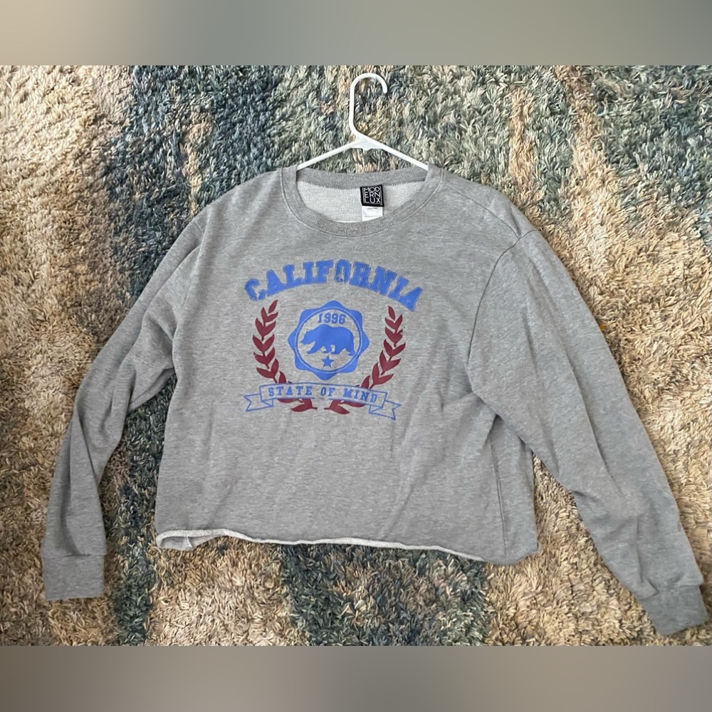 Cropped sweatshirt